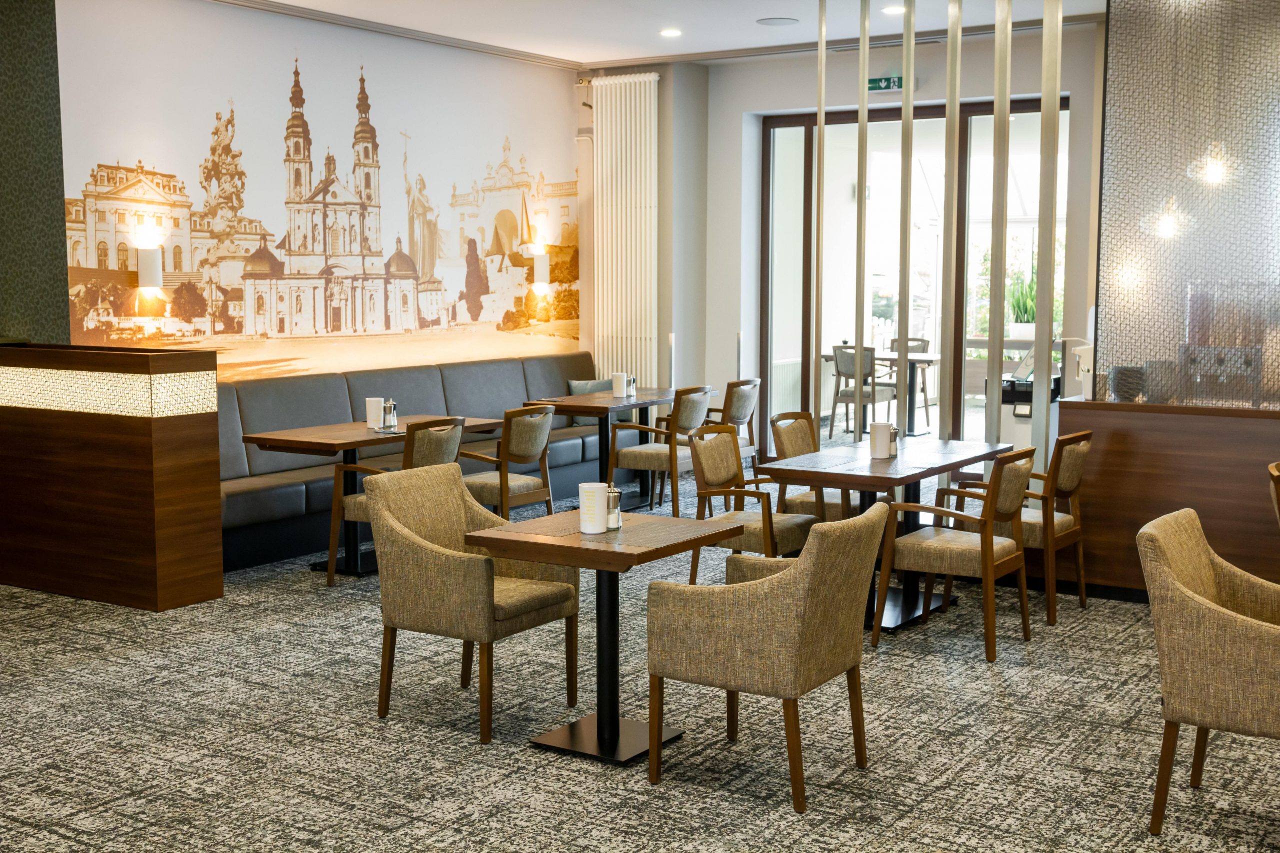 Helles und Modern eingerichtetes Restaurant im Hotel Lenz